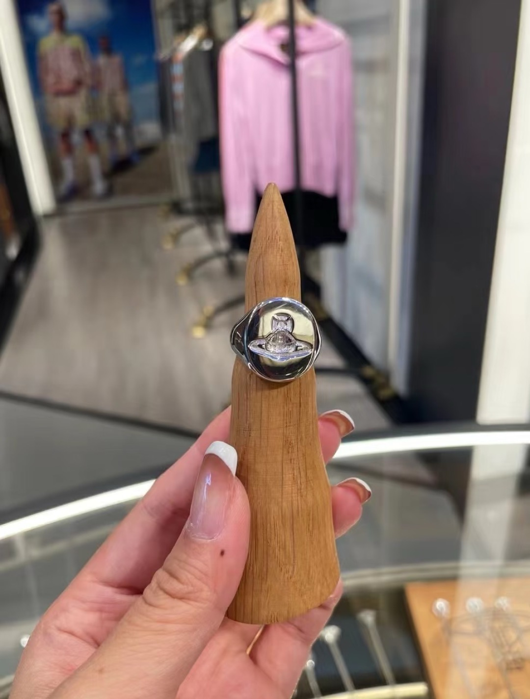 西太后【VivienneWestwood】什么是快乐星球，来，这就是快乐星球！重磅推荐，闭眼入准没错！纯