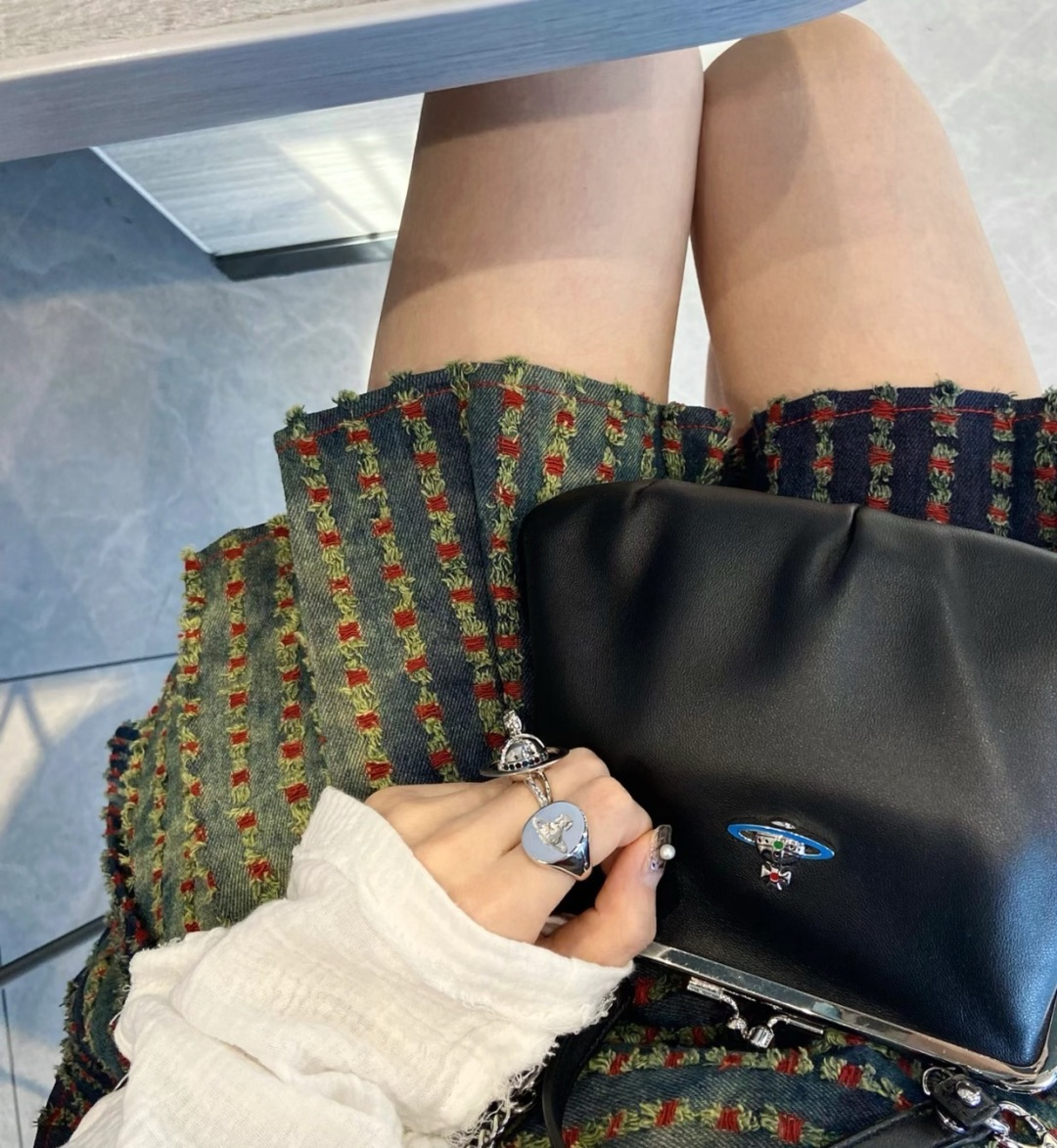 西太后【VivienneWestwood】什么是快乐星球，来，这就是快乐星球！重磅推荐，闭眼入准没错！纯