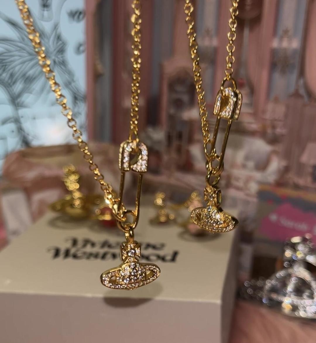 西太后【VivienneWestwood】什么是快乐星球，来，这就是快乐星球！重磅推荐，闭眼入准没错！纯