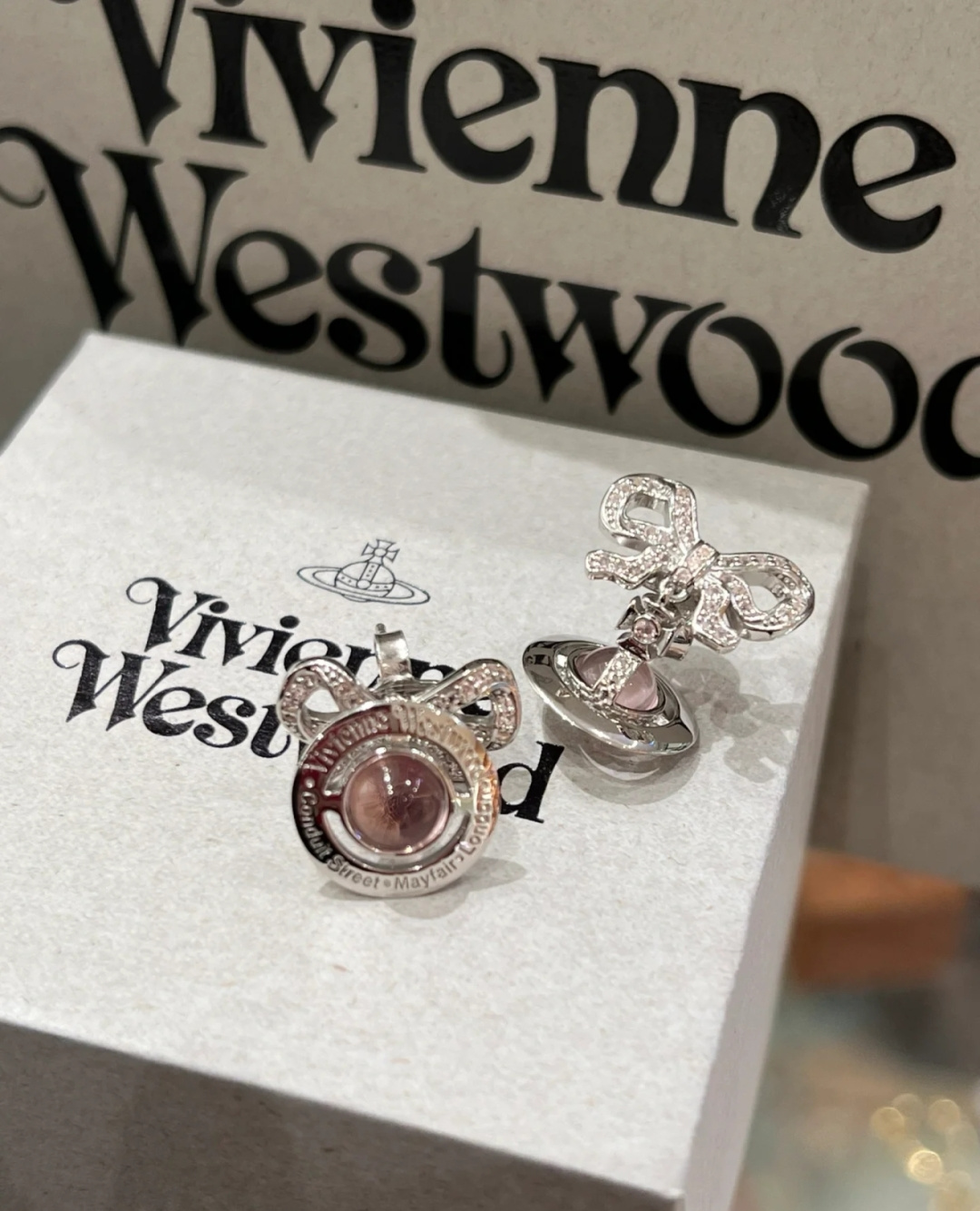西太后【VivienneWestwood】什么是快乐星球，来，这就是快乐星球！重磅推荐，闭眼入准没错！纯