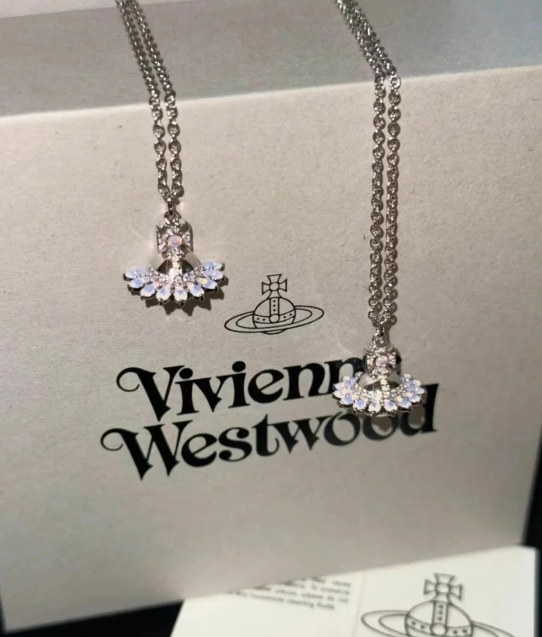 西太后【VivienneWestwood】什么是快乐星球，来，这就是快乐星球！重磅推荐，闭眼入准没错！纯