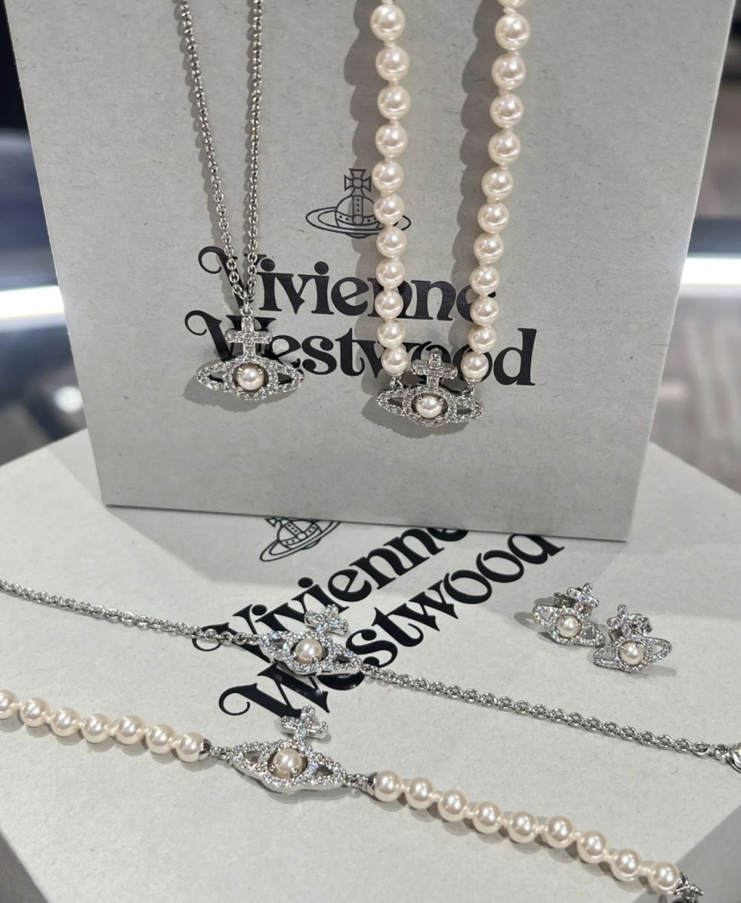 西太后【VivienneWestwood】什么是快乐星球，来，这就是快乐星球！重磅推荐，闭眼入准没错！纯