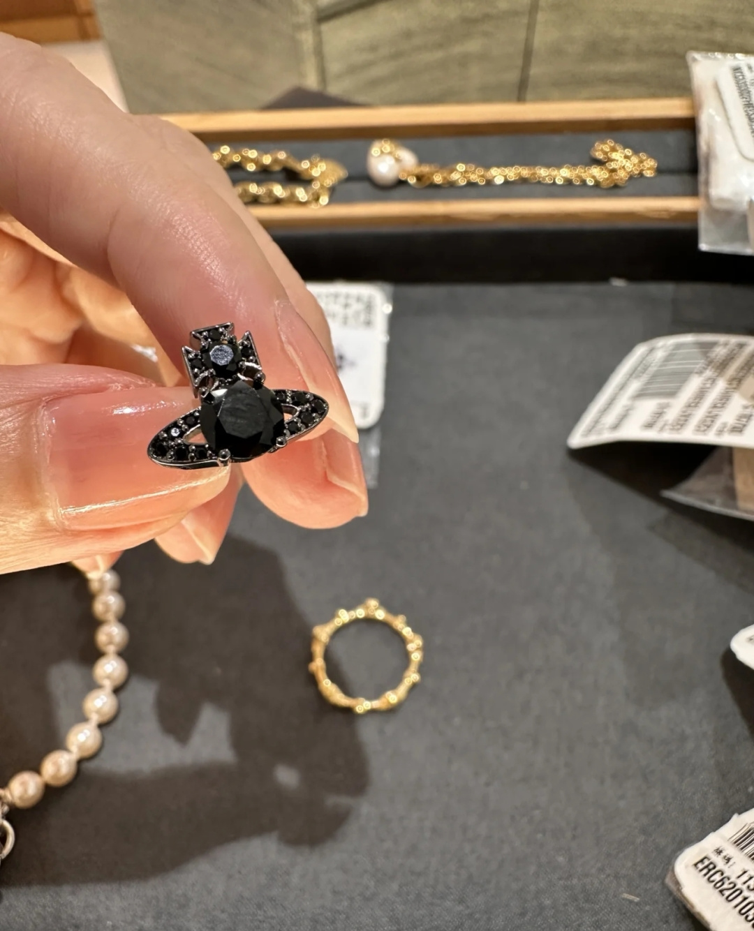 西太后【VivienneWestwood】什么是快乐星球，来，这就是快乐星球！重磅推荐，闭眼入准没错！纯
