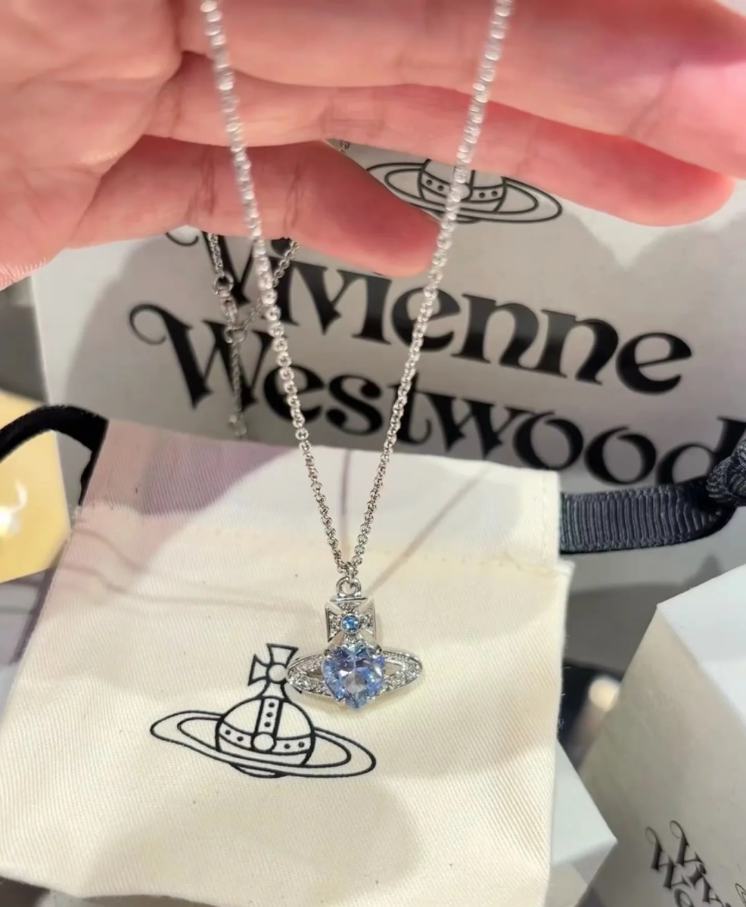 vivienne westwood西太后薇薇安💍英国时装设计师，时装的朋克之母！时尚潮流风格，品质强大，