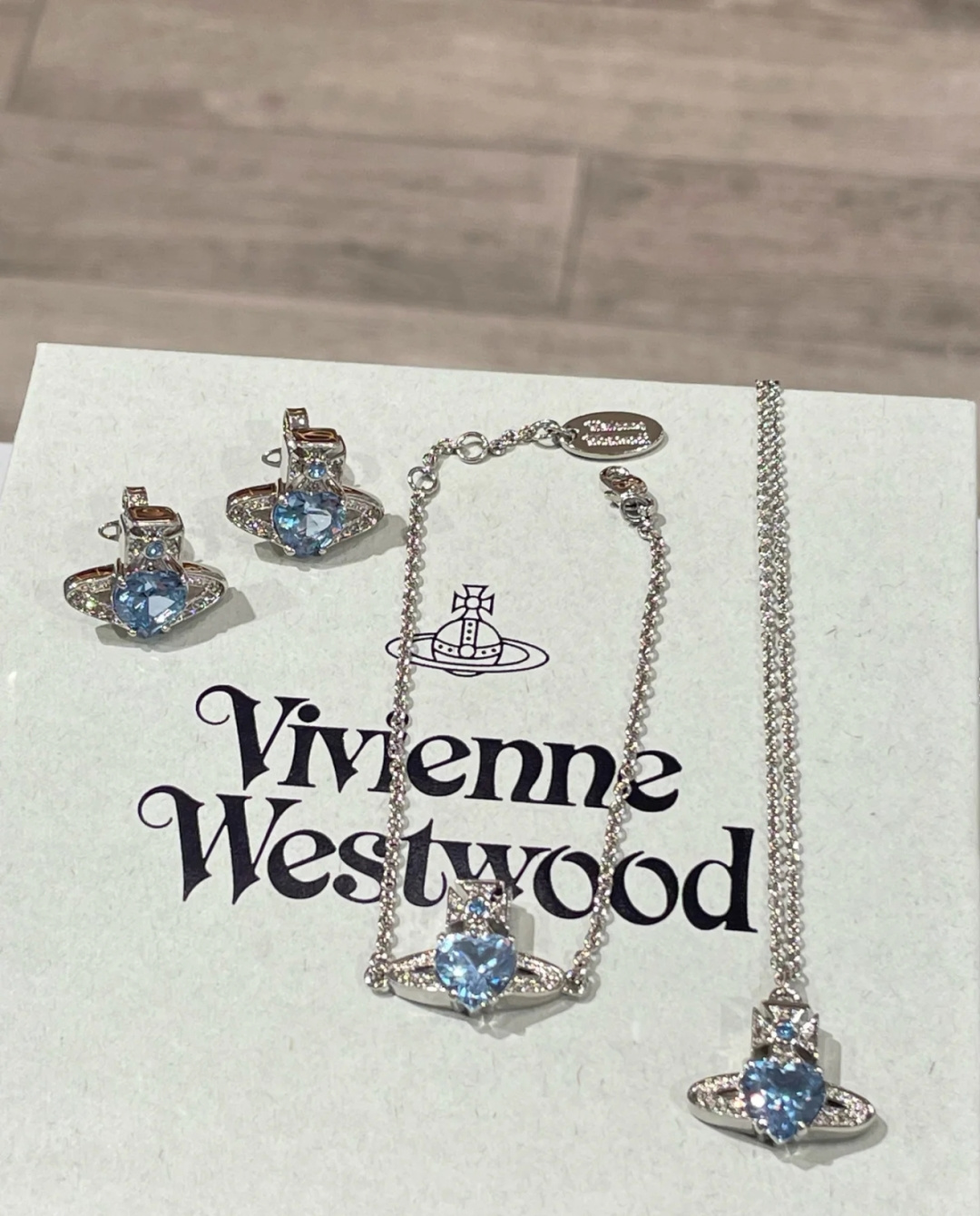 vivienne westwood西太后薇薇安💍英国时装设计师，时装的朋克之母！时尚潮流风格，品质强大，