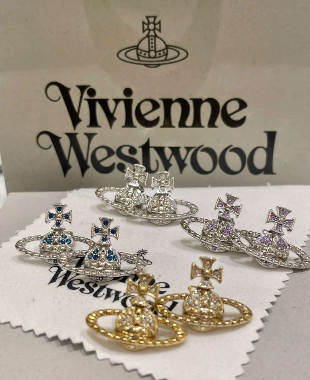 vivienne westwood西太后薇薇安💍英国时装设计师，时装的朋克之母！时尚潮流风格，品质强大，