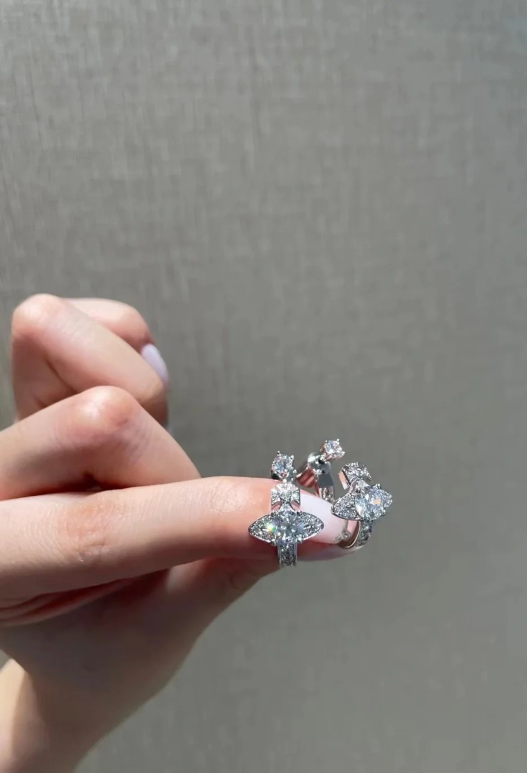 vivienne westwood西太后薇薇安💍英国时装设计师，时装的朋克之母！时尚潮流风格，品质强大，