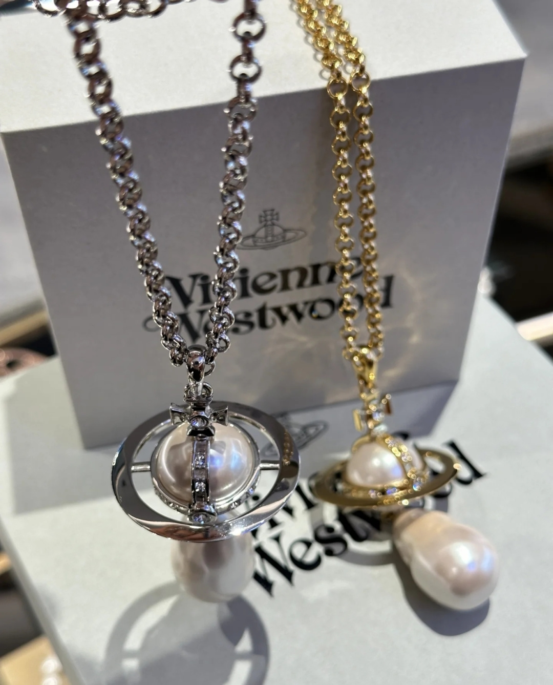 毛衣链vivienne westwood西太后薇薇安💍英国时装设计师，时装的朋克之母！时尚潮流风格，品质