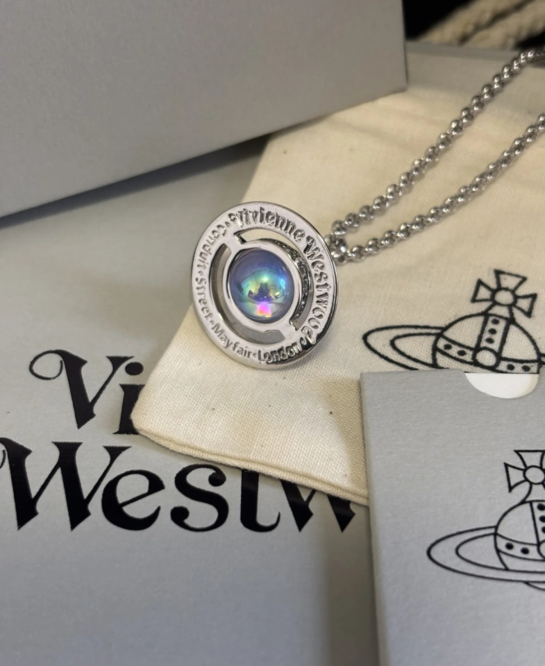 vivienne westwood西太后薇薇安💍英国时装设计师，时装的朋克之母！时尚潮流风格，品质强大，