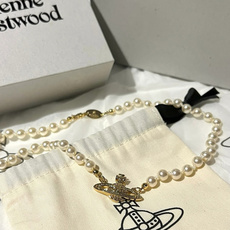 珍珠项链vivienne westwood西太后薇薇安💍英国时装设计师,时装的朋克之母!时尚潮流风格,品 珍珠项链vivienne westwood西太后薇薇安💍英国时装设计师,时装的朋克之母!时尚潮流风格,品