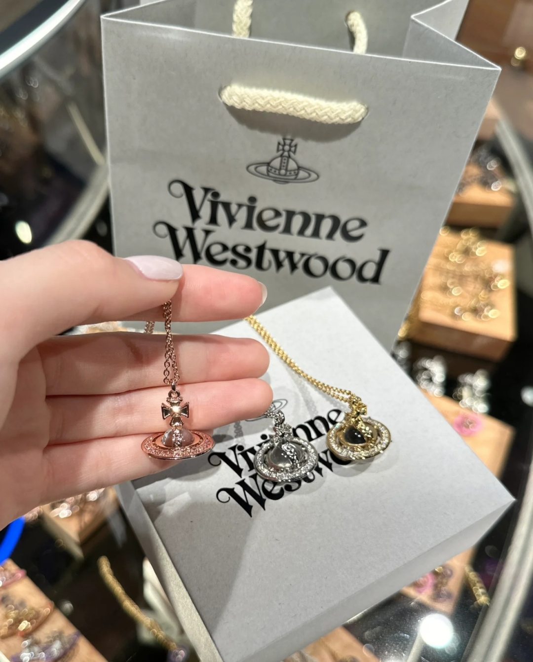 vivienne westwood西太后薇薇安💍英国时装设计师，时装的朋克之母！时尚潮流风格，品质强大，