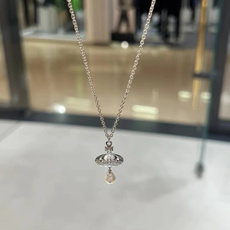 西太后vivienne 闭眼准入没错!纯王粹冠球经是典的象征,闪土耀星环勾未勒来波光 西太后vivienne 闭眼准入没错!纯王粹冠球经是典的象征,闪土耀星环勾未勒来波光