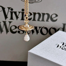 西太后vivienne 闭眼准入没错!纯王粹冠球经是典的象征,闪土耀星环勾未勒来波光 西太后vivienne 闭眼准入没错!纯王粹冠球经是典的象征,闪土耀星环勾未勒来波光