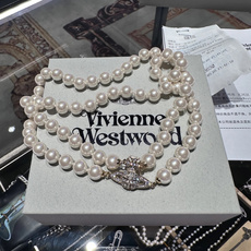 vivienne westwood西太后薇薇安💍英国时装设计师,时装的朋克之母!时尚潮流风格,品质强大, vivienne westwood西太后薇薇安💍英国时装设计师,时装的朋克之母!时尚潮流风格,品质强大,