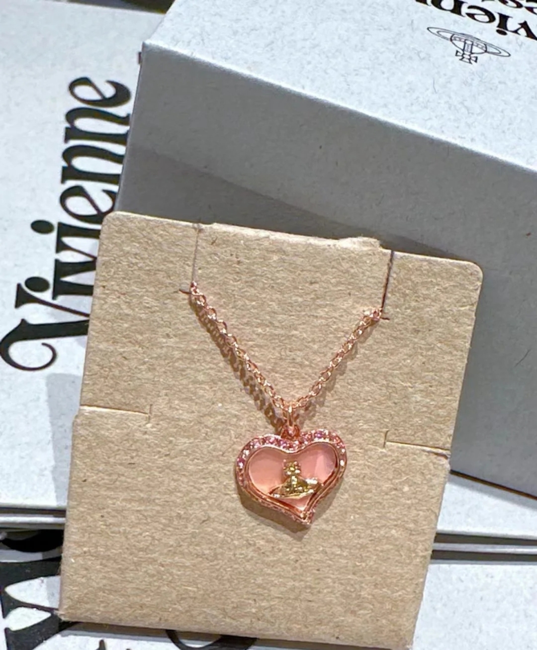 vivienne westwood西太后薇薇安💍英国时装设计师，时装的朋克之母！时尚潮流风格，品质强大，
