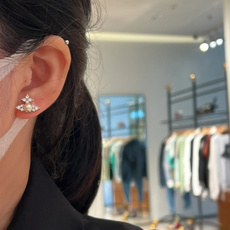 戒指 vivienne westwood西太后薇薇安💍英国时装设计师,时装的朋克之母!时尚潮流风格,品质 戒指 vivienne westwood西太后薇薇安💍英国时装设计师,时装的朋克之母!时尚潮流风格,品质