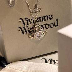 西太后vivienne 闭眼准入没错!纯王粹冠球经是典的象征,闪土耀星环勾未勒来波光 西太后vivienne 闭眼准入没错!纯王粹冠球经是典的象征,闪土耀星环勾未勒来波光
