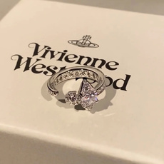 西太后vivienne 戒指闭眼准入没错!纯王粹冠球经是典的象征,闪土耀星环勾未勒来 西太后vivienne 戒指闭眼准入没错!纯王粹冠球经是典的象征,闪土耀星环勾未勒来