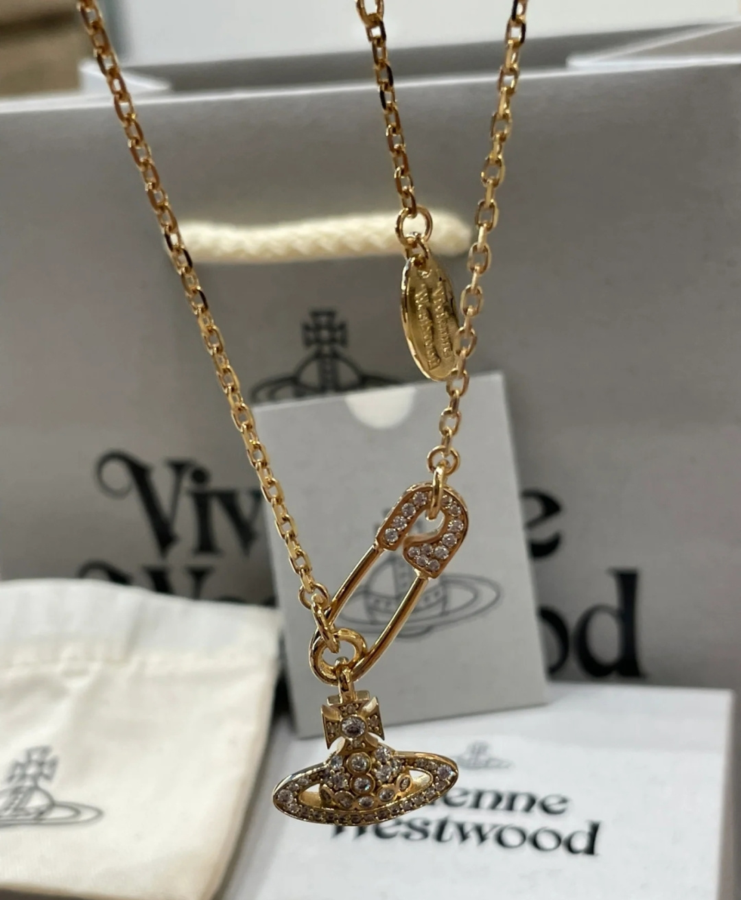 西太后【VivienneWestwood】什么是快乐星球，来，这就是快乐星球！重磅推荐，闭眼入准没错！纯
