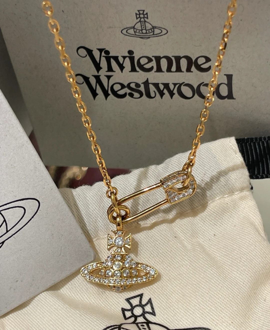 西太后【VivienneWestwood】什么是快乐星球，来，这就是快乐星球！重磅推荐，闭眼入准没错！纯