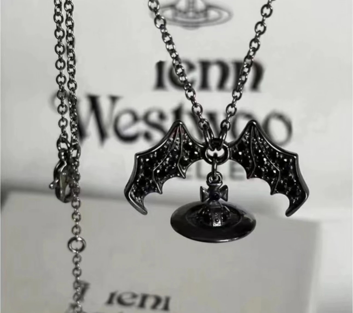 西太后【VivienneWestwood】什么是快乐星球，来，这就是快乐星球！重磅推荐，闭眼入准没错！纯