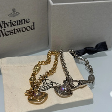 vivienne 闭眼准入没错!纯王粹冠球经是典的象征,闪土耀星环勾未勒来波光转流 vivienne 闭眼准入没错!纯王粹冠球经是典的象征,闪土耀星环勾未勒来波光转流