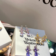 西太后vivienne 闭眼准入没错!纯王粹冠球经是典的象征,闪土耀星环勾未勒来波光 西太后vivienne 闭眼准入没错!纯王粹冠球经是典的象征,闪土耀星环勾未勒来波光