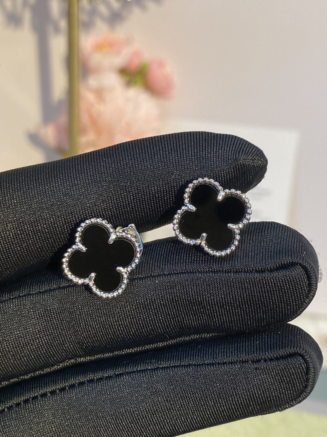 梵克雅宝 Van Cleef & Arpels 高级成衣风衣外套及大衣服饰 #16BB6CD5 8