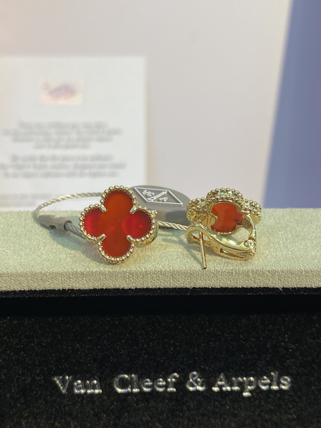 梵克雅宝 Van Cleef & Arpels 高级成衣风衣外套及大衣服饰 #C4A8D214 3