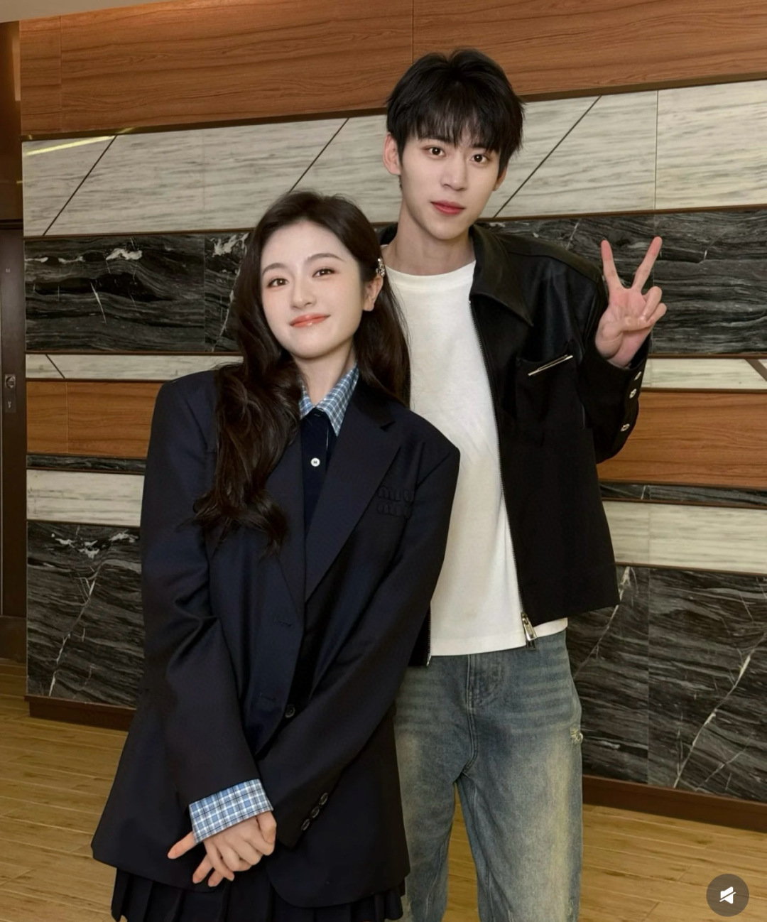 NO:330576,*Same style as stars, alexander wang19860909*明星同款,,alexander wang,Women's clothing