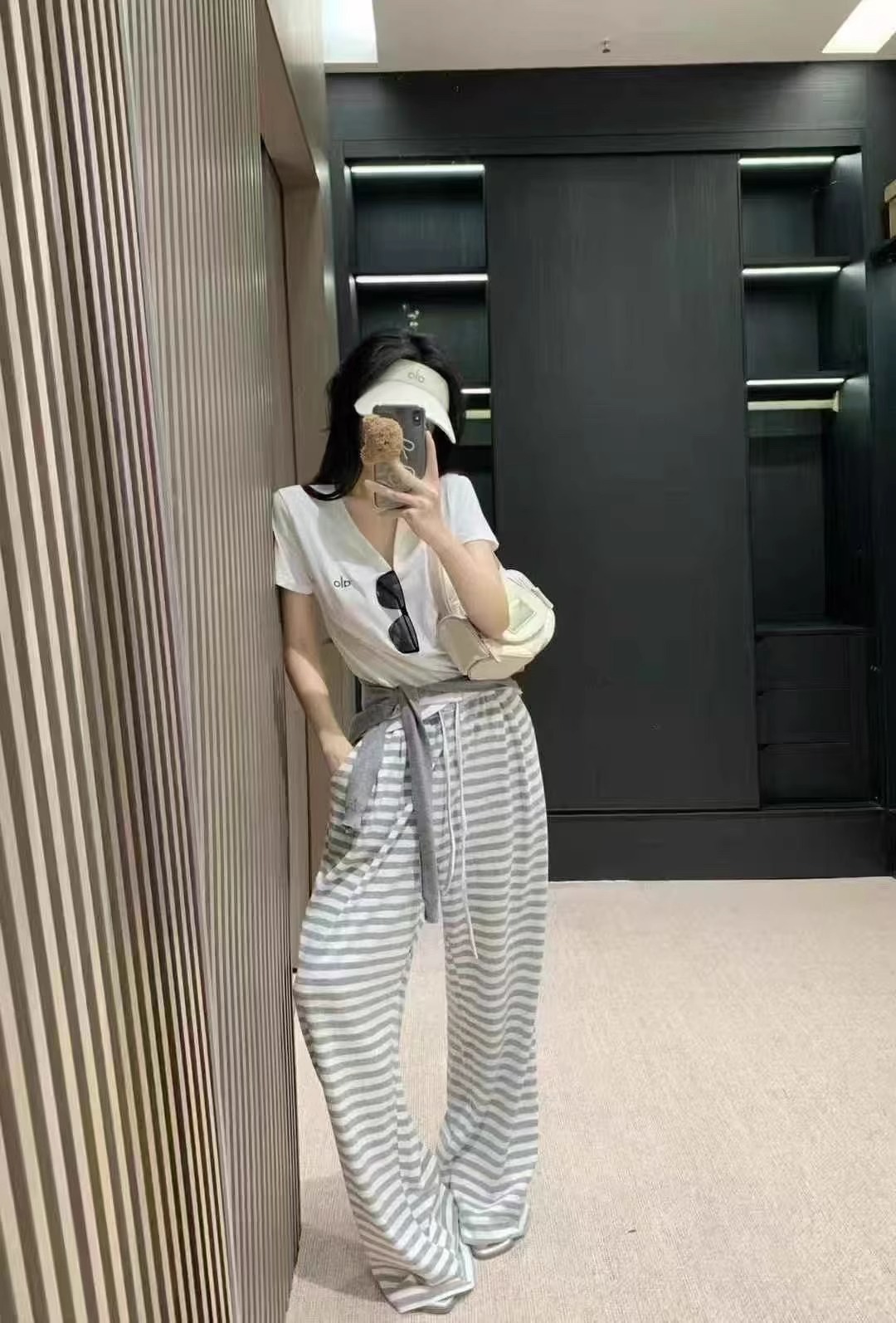 High-Quality Women’s Suit with Cotton Swirling Fabric for P506 Support Exchange. - 图片 2