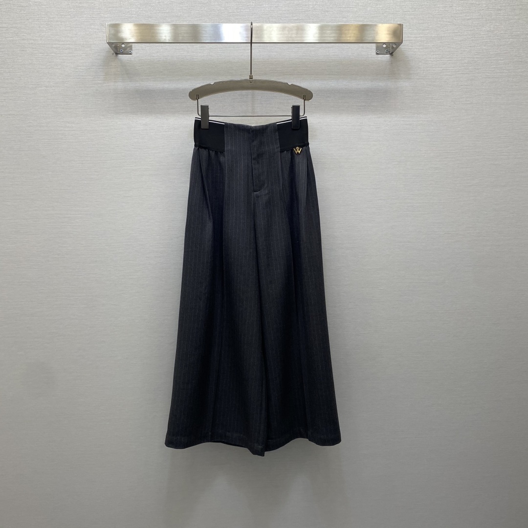 Women’s High-Waist Suit with Metal Buttons and Advanced Fabric in Picture 2 Color. - 图片 5