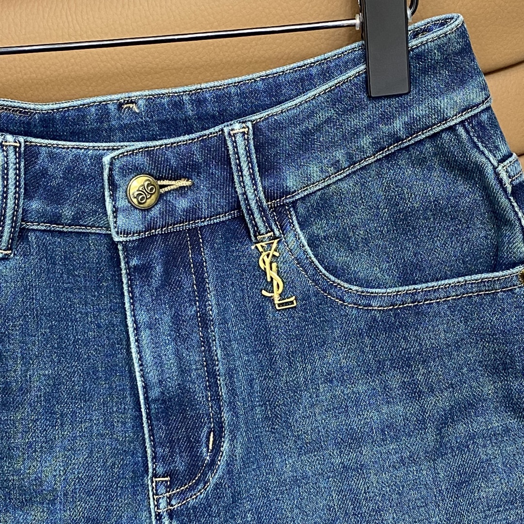 “New P708 Original Scorch Female Suit with Embroidered Jeans: High Waist, Metal Button” - 图片 7