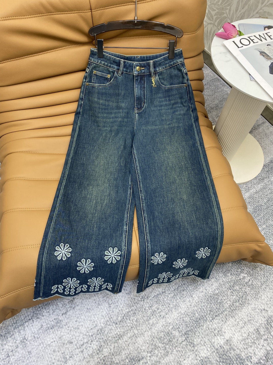 “New P708 Original Scorch Female Suit with Embroidered Jeans: High Waist, Metal Button” - 图片 6