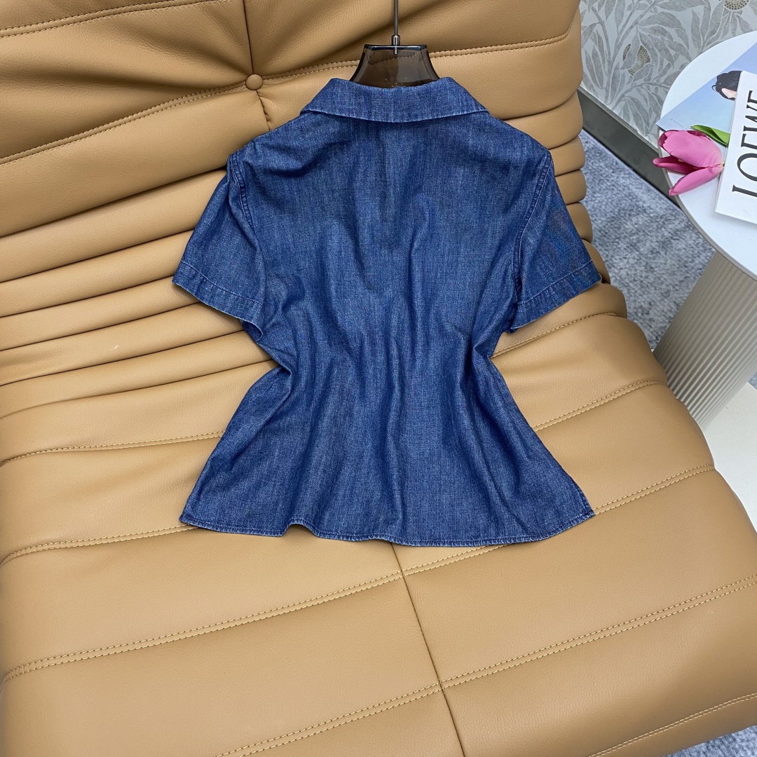 Title: P996 Original Scavenging Women’s Suit with New Design Features Summary: V-coloured, semi-hot suit with advanced fabric and unique scribbling design, available in various sizes - 图片 3