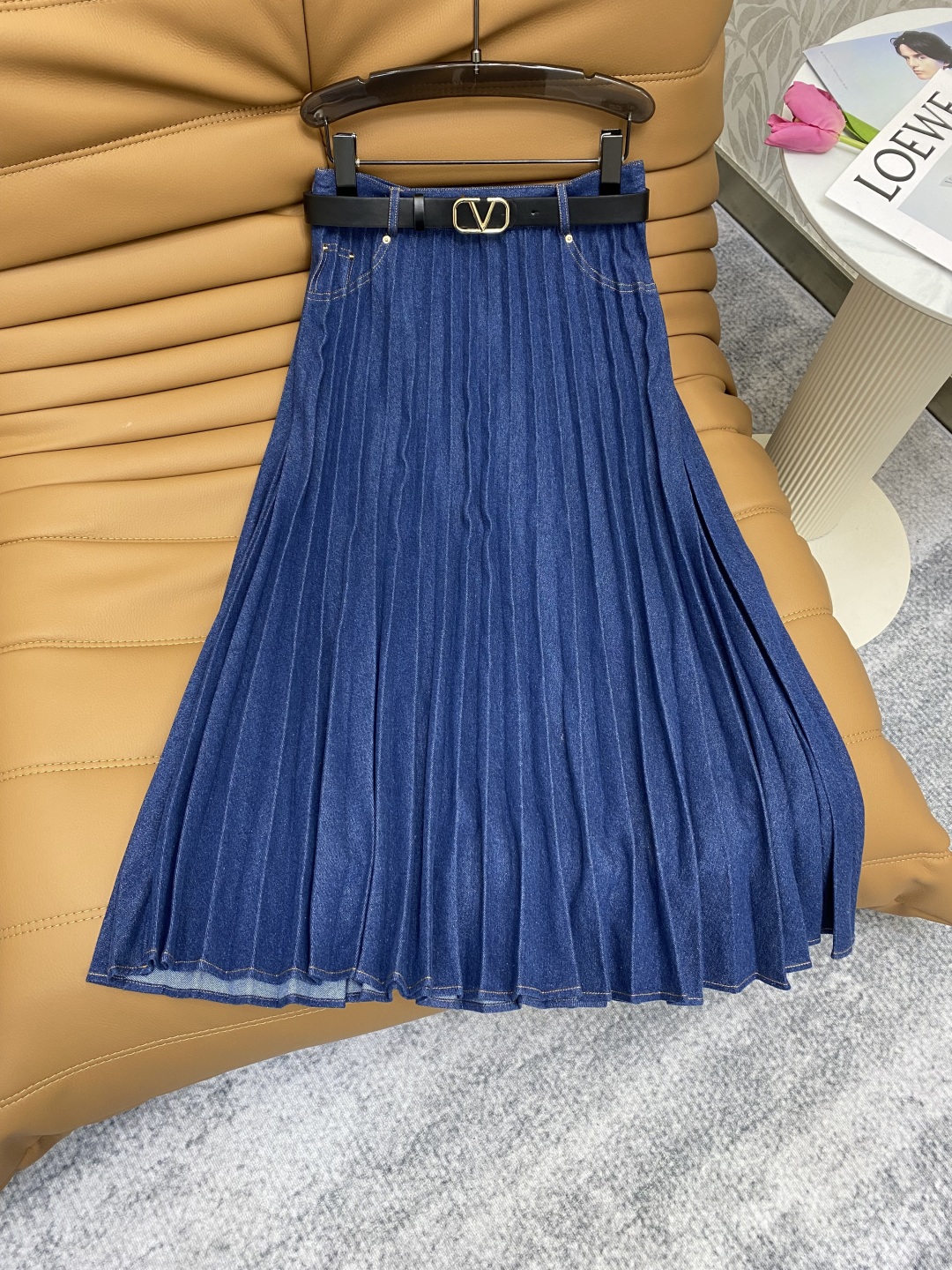 “New Va★FW Women’s Suit with Long Skirts in High-Quality Fabric – Image Colour, Fine Cotton Fabric”