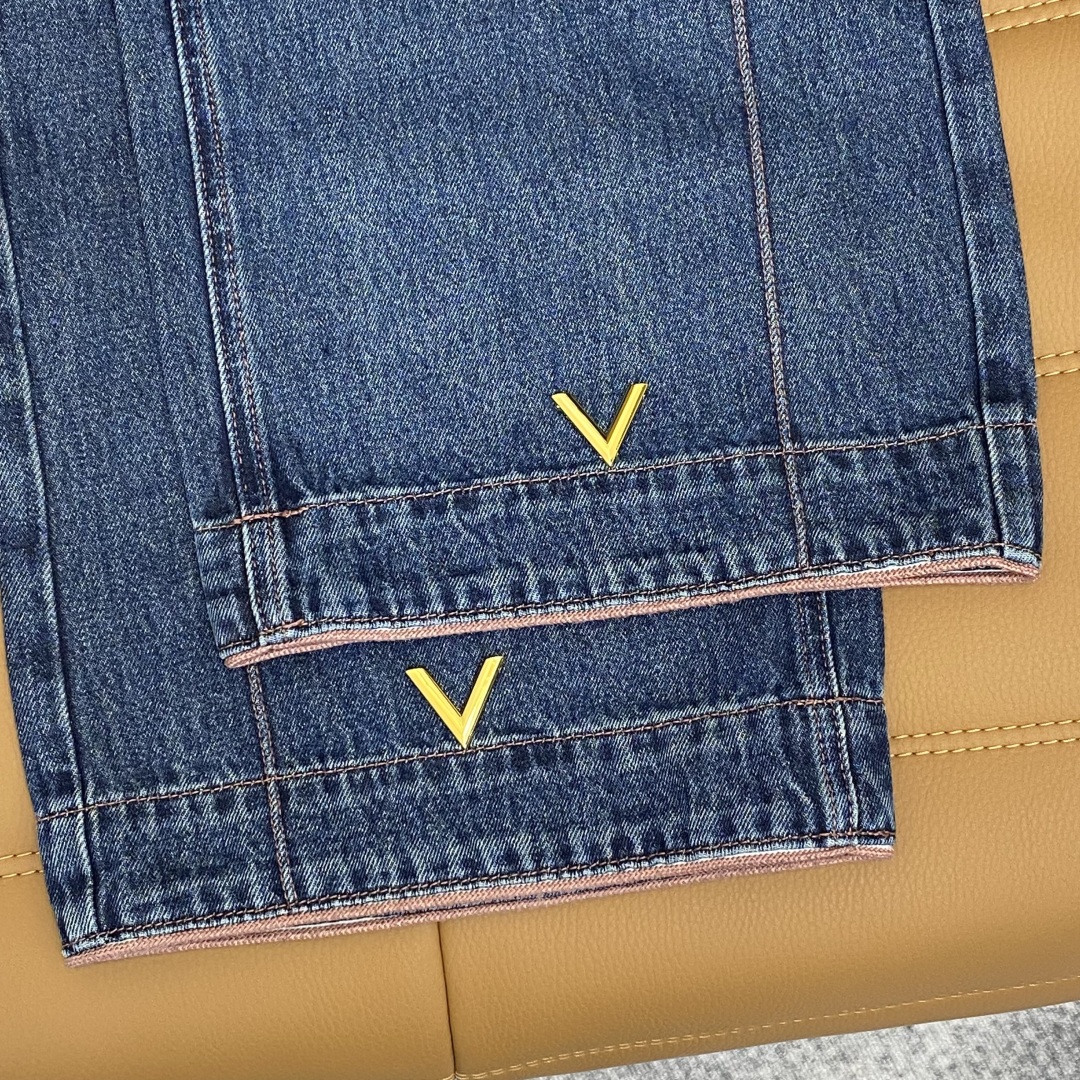 “New Va FW Women’s Clothing Line: High-Precipitation Pants with Metal Buttons” - 图片 9