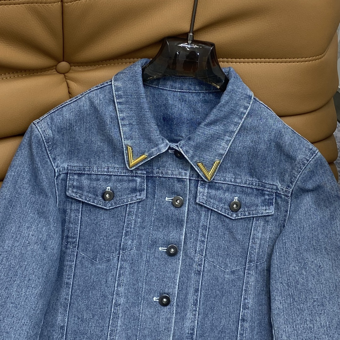 New VaFW Gas-Buttoned Metal Coats: Original Hardcore Women’s Suit with Advanced Fabric - 图片 5