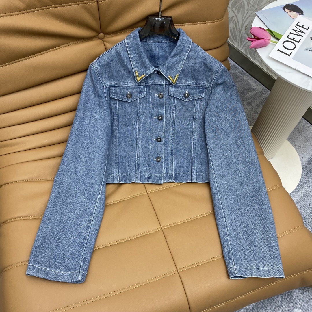 New VaFW Gas-Buttoned Metal Coats: Original Hardcore Women’s Suit with Advanced Fabric - 图片 4