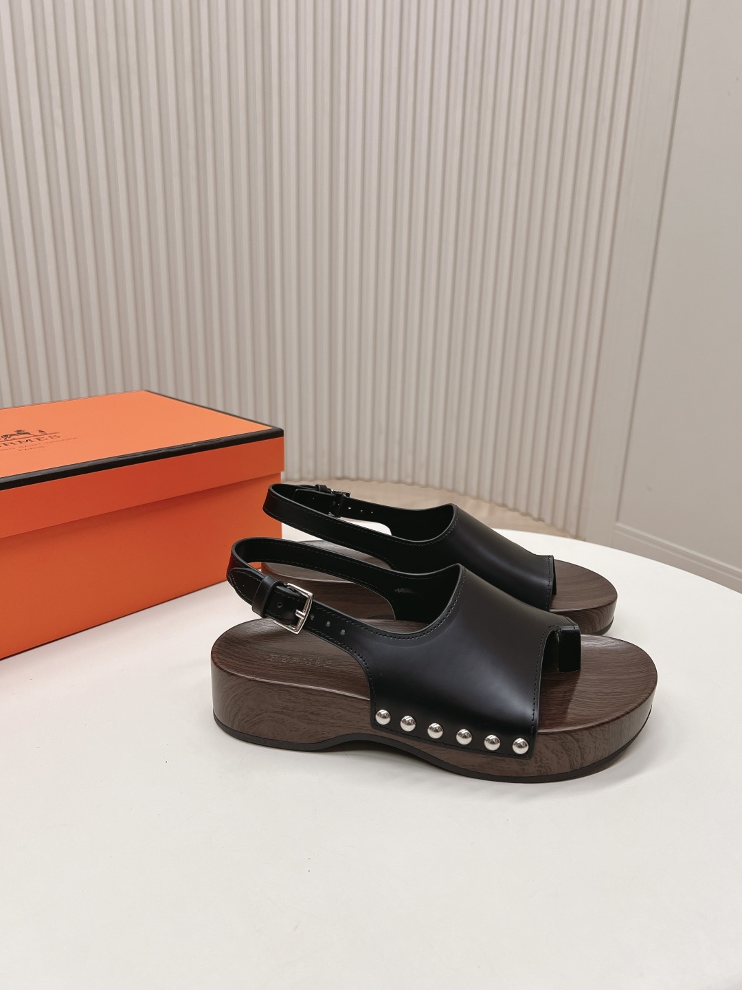 Hermes Women's Kos Mules Sandals, Leather Upper with Wooden Platform 4 cmp i1741825185568 1842 0 1