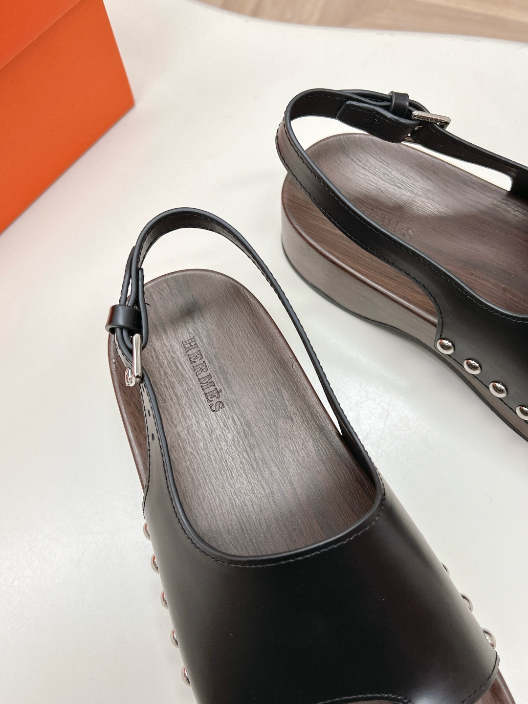 Hermes Women's Kos Mules Sandals, Leather Upper with Wooden Platform 7 cmp i1741825188886 9565 0 5