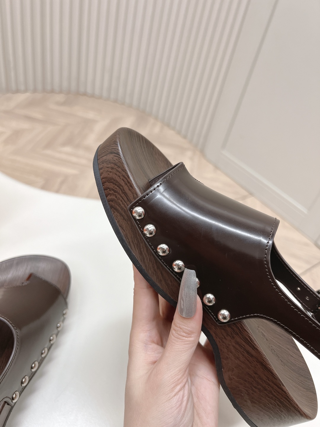 Hermes Kos Heeled Sandals H-shaped Leather Upper Adjustable Buckle Strap 8 cmp i1741825294248 9658 0 6
