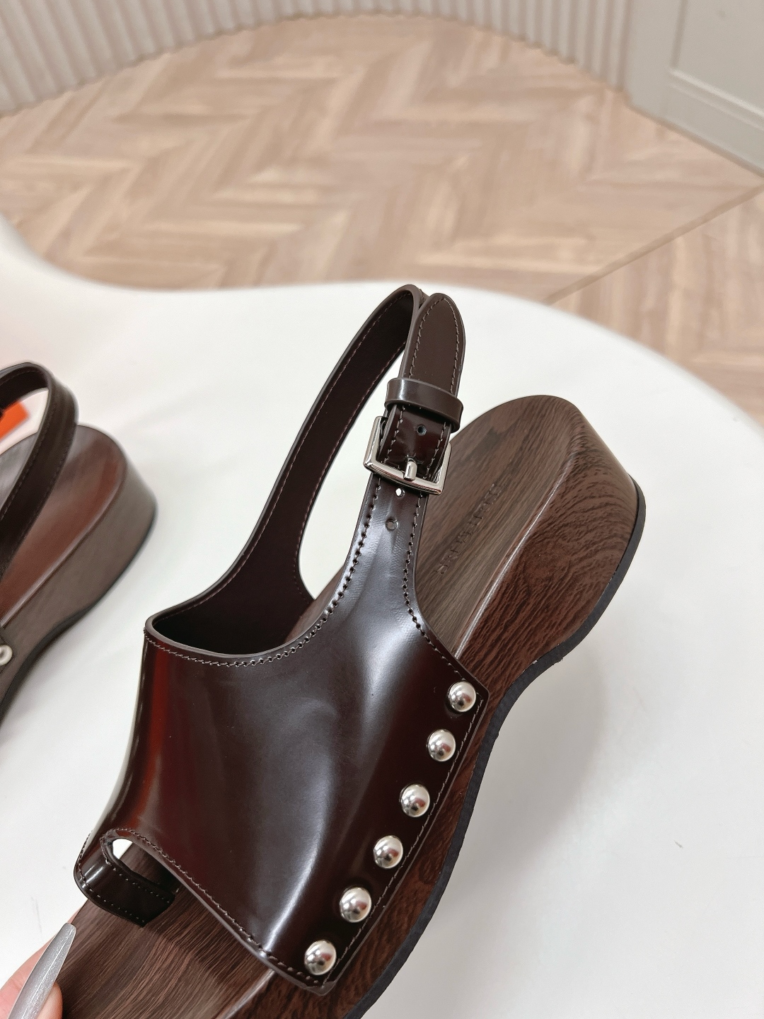 Hermes Kos Heeled Sandals H-shaped Leather Upper Adjustable Buckle Strap 6 cmp i1741825294253 2798 0 4