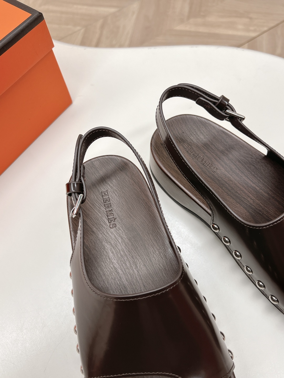 Hermes Kos Heeled Sandals H-shaped Leather Upper Adjustable Buckle Strap 10 cmp i1741825296558 505 0 8
