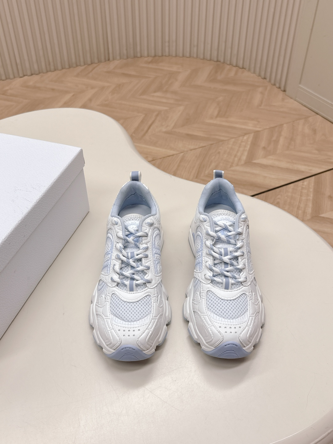 NO:221711,Latest monochrome, casual shoes/sports shoes, sneakers19860909最新单色,休闲鞋/运动鞋,sneakers,Women's Shoes