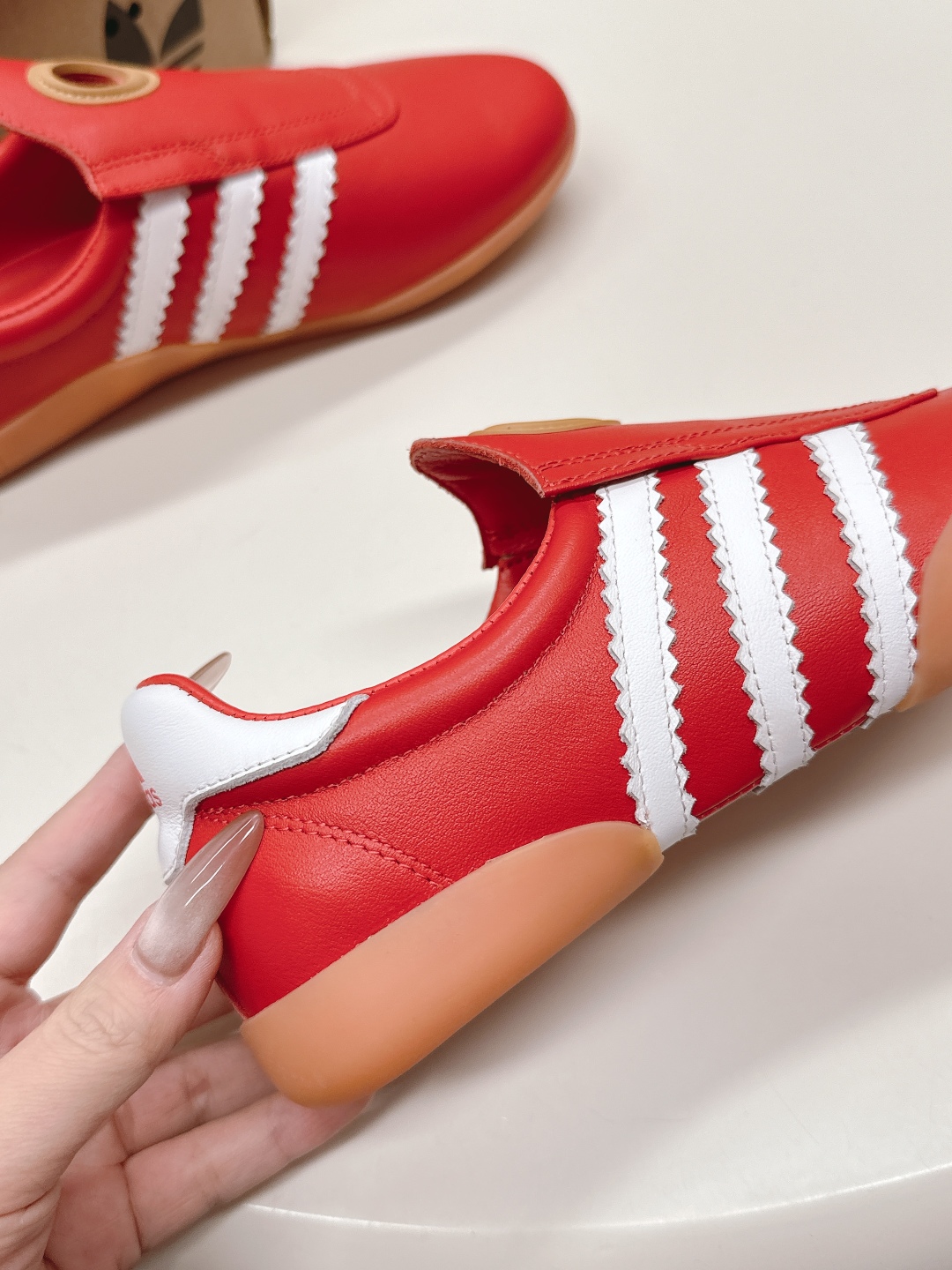 Adidas Taekwondo Shoes: Comfortable, Stylish, and Professional Sports Footwear - 图片 7