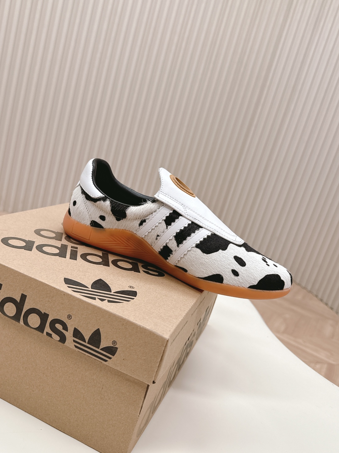 Adidas Taekwondo Shoes: Comfortable and Stylish Footwear for Training and Leisure - 图片 3