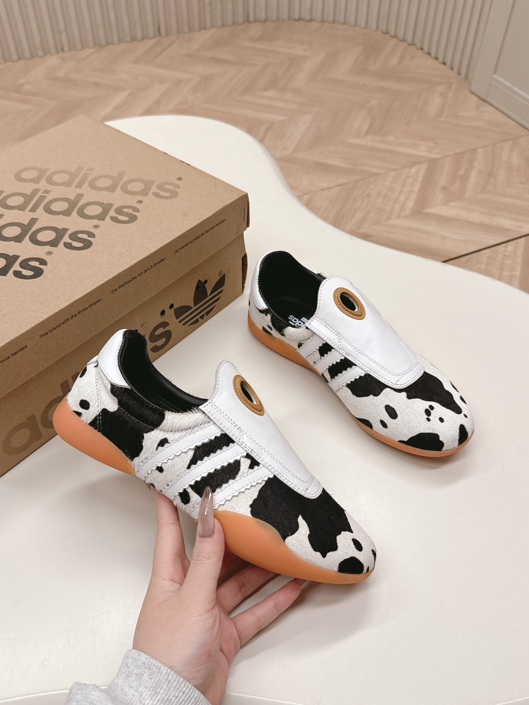 Adidas Taekwondo Shoes: Comfortable and Stylish Footwear for Training and Leisure - 图片 4