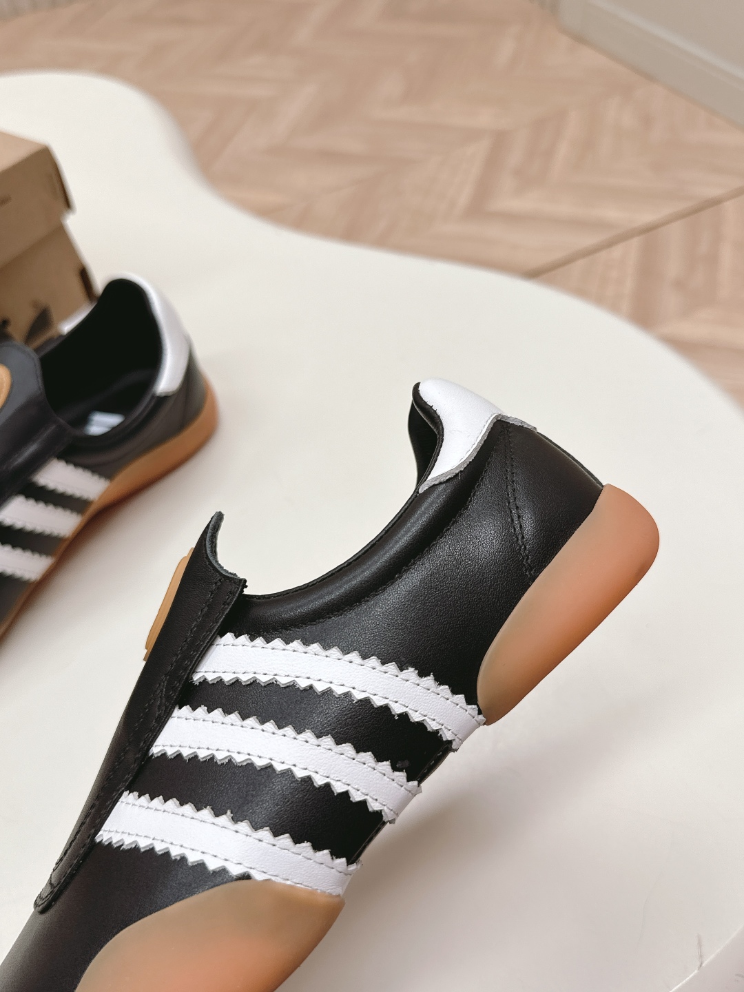 Adidas Taekwondo Shoes: Comfortable and Stylish Footwear for Training and Leisure - 图片 7