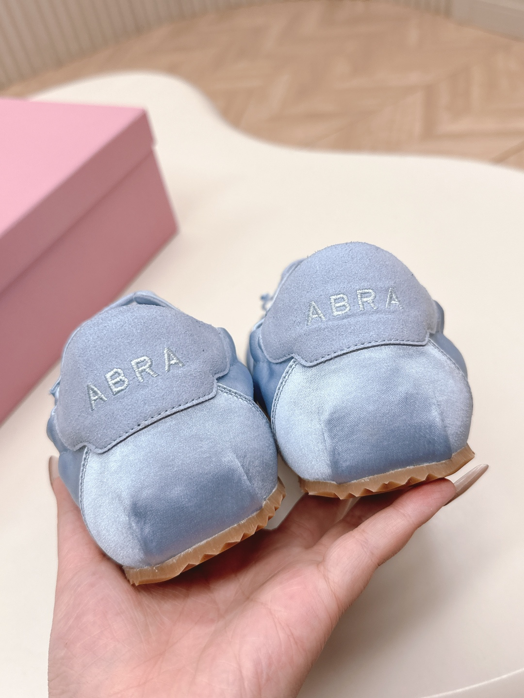 Stylish Spring Shoes: Real Silk P675 and Skin P750 Collection - 图片 7